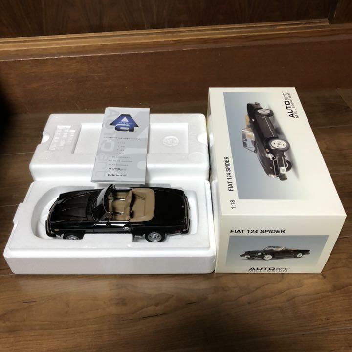箱付き】FIAT 124 SPIDER オートアート フィアット 箱付き》【1/18