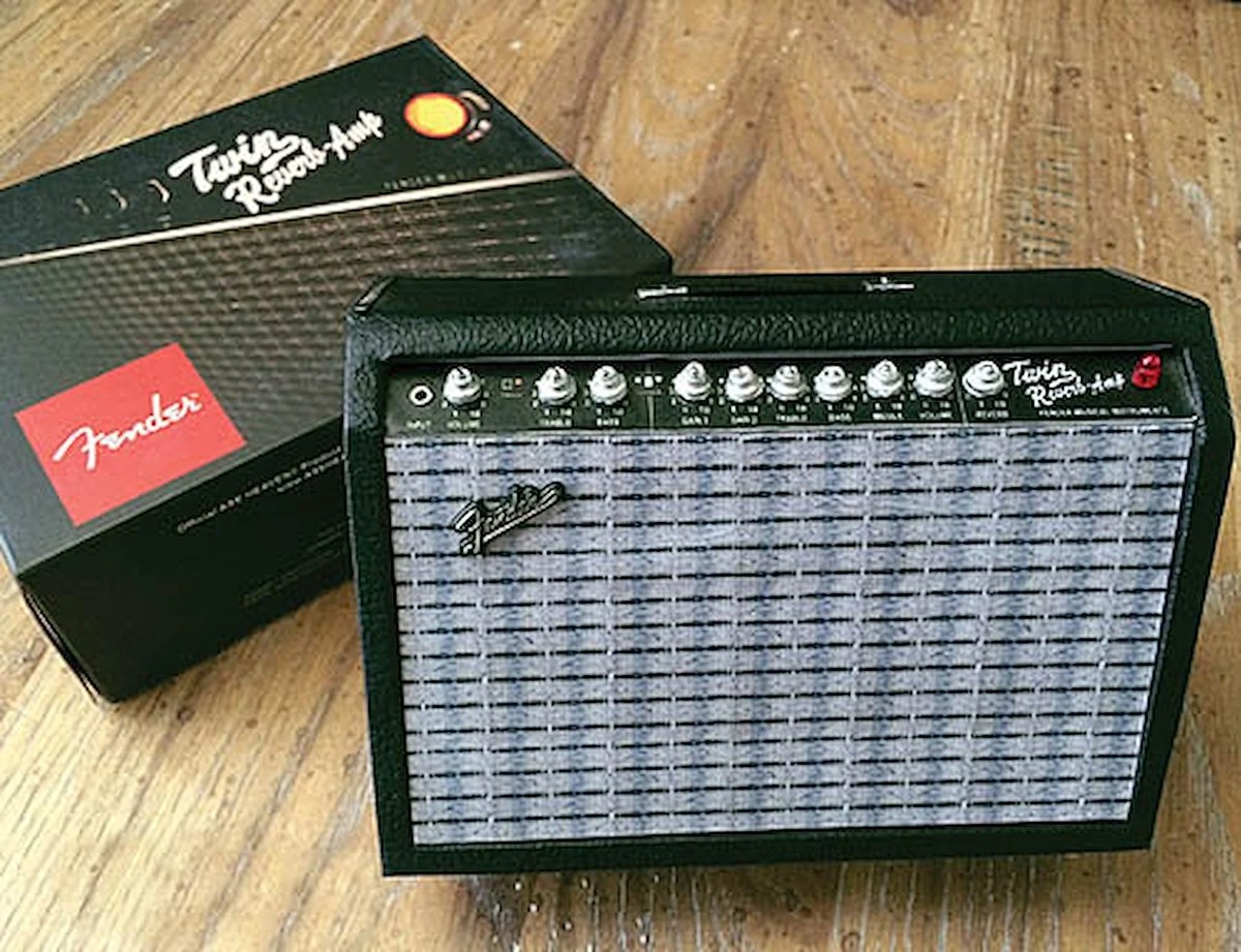 Fender(TM) Twin-Reverb Ornamental Amplifier Model | eBay