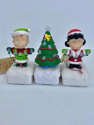 Peanuts Gang Light Show Hallmark Lucy Linus & Tree 3 Pc Musical Christmas VIDEO!