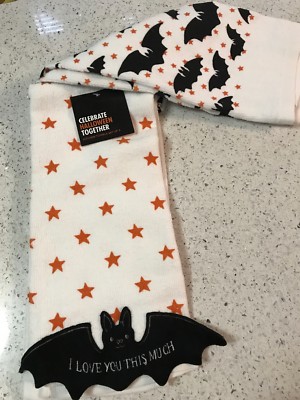 Halloween Bat Kitchen Towels ''I Love You This Much'' Orange Black Set of 2 NWT