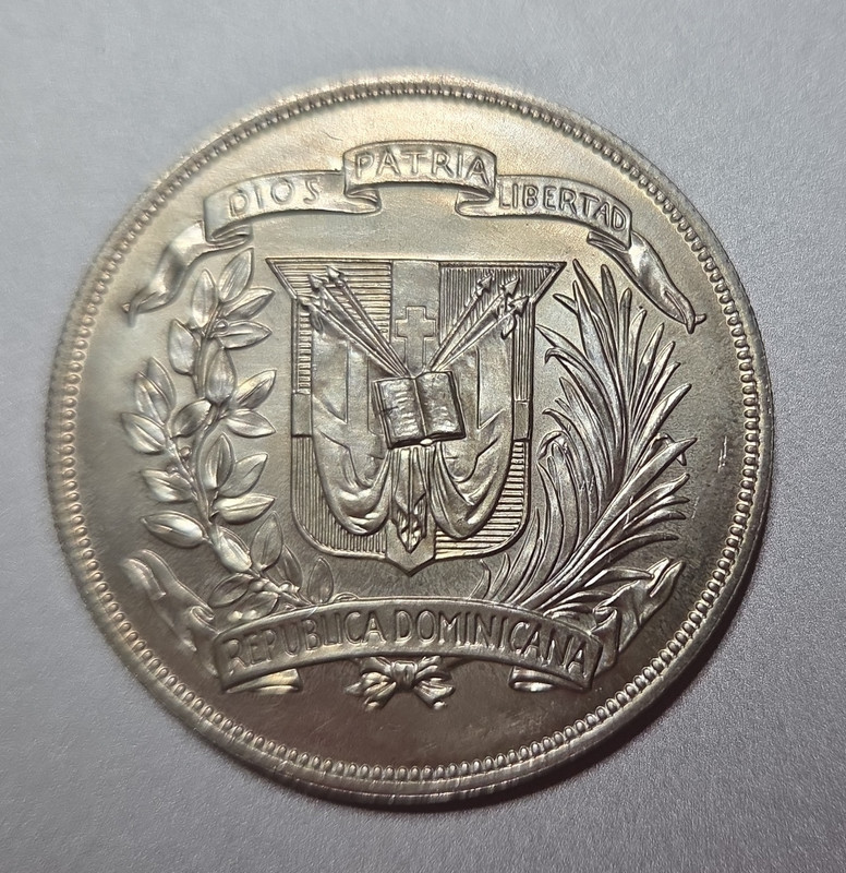 Dominican Republic 1 Peso 1974 XII Juegos Deportivos Coin 0.900 Silver