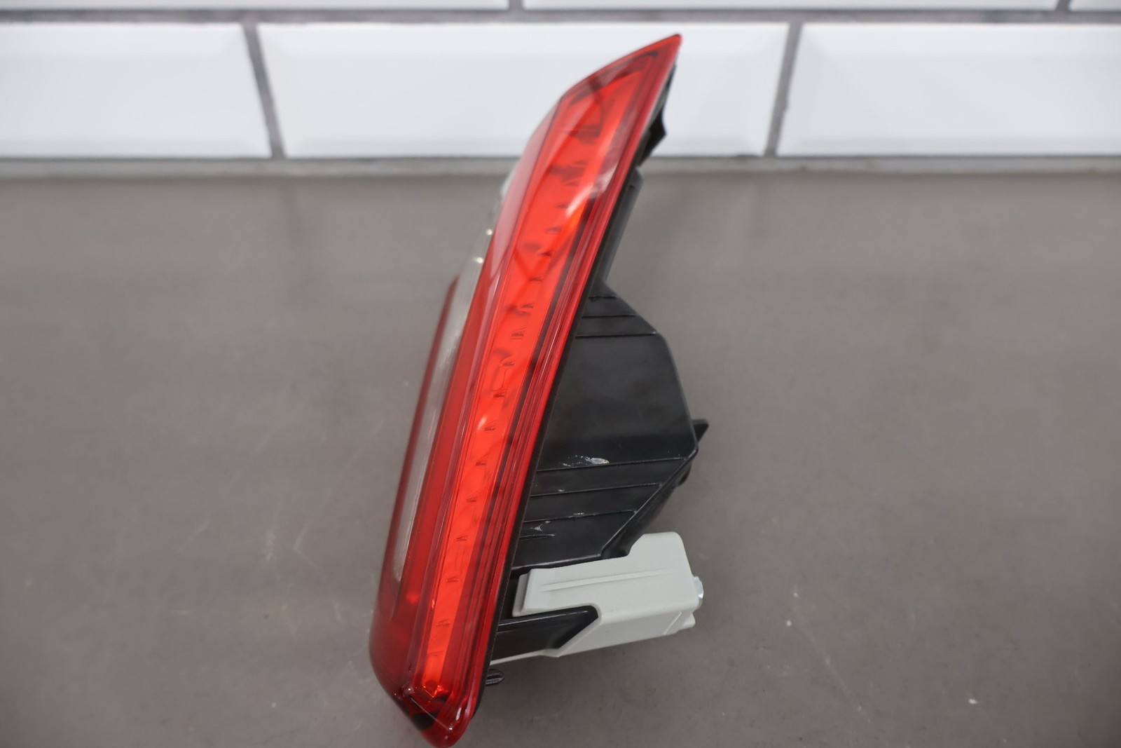Maserati Ghibli 2014 Left Inner Tail light