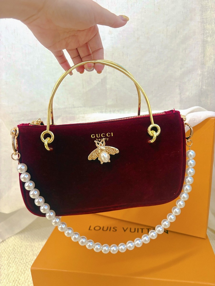 GWP GUCCI BEAUTY Velvet Pouch Makeup Cosmetic Burgundy RED Bag | eBay