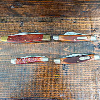 Vintage Knife Lot. 2 Schrade Old Timer. 2 KaBar