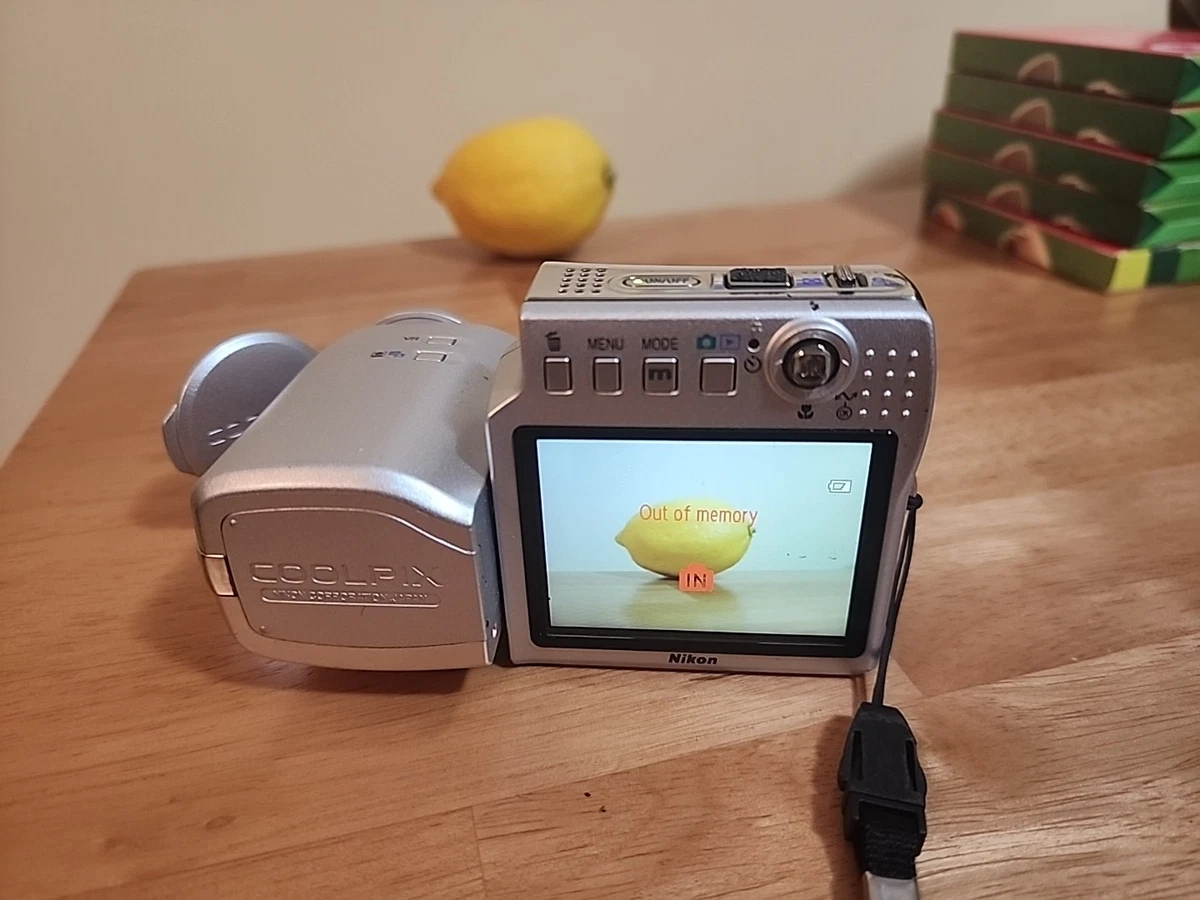 動作良好 Nikon COOLPIX S10 VR シルバー Nikon coolpix S10 VR SILVER