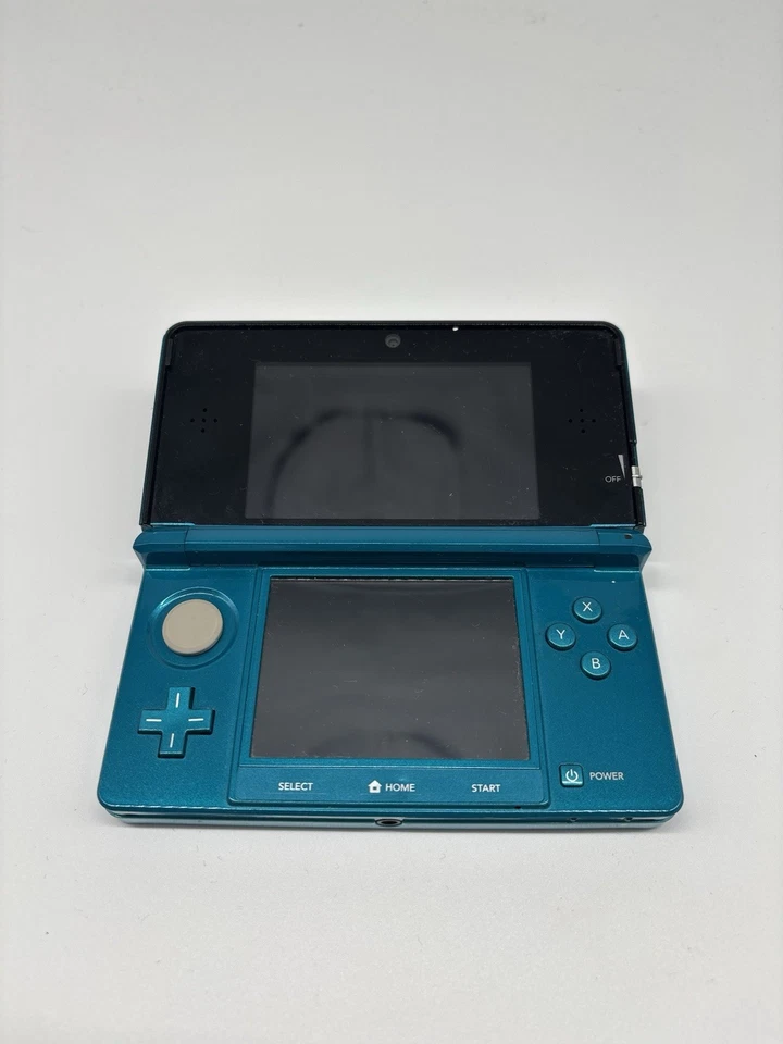 Console Nintendo 3DS Aqua Blue + caricatore - Immagine 2 di 4