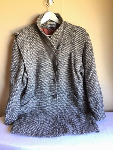 Louis Vuitton, black/white tweed coat with ¾ sleeves in size FR40/S. -  Unique Designer Pieces