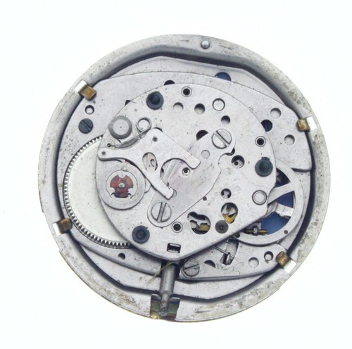 Movimiento de reloj de cuarzo o cuerda antiguo vintage TIMEX para repuestos o reparaciones - Imagen 142 de 255