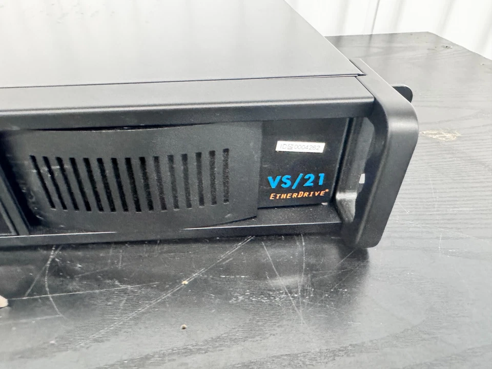 SuperMicro X7DVL-E , Intel Xeon E5205 @ 1.86GHz, 2GB RAM,NO HDD - Image 4 of 4