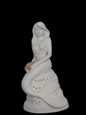 DEPT 56 Mermaid Holding Starfish 9.25  Light Up Porcelain Nautical Figurine RARE