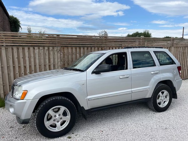 eBay - 2006 Jeep Grand Cherokee 5.7 V8...