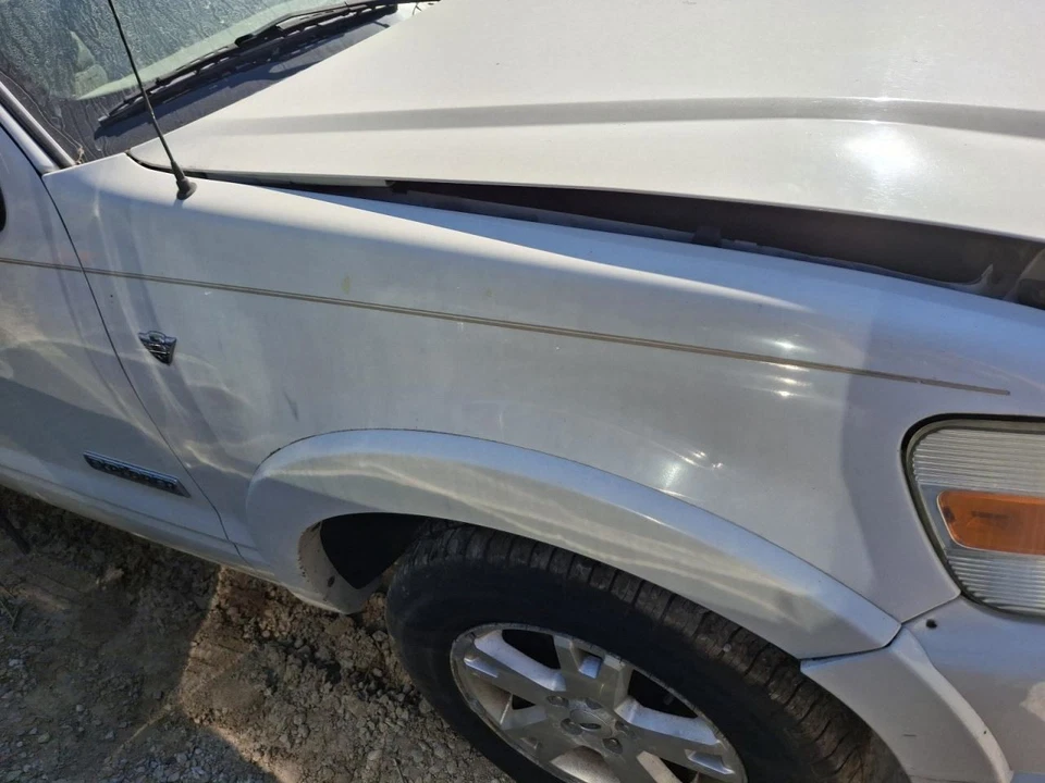 Quebra-sol driver com teto solar iluminado compatível com 06-09 EXPLORER 3678645 - Imagem 2 de 4