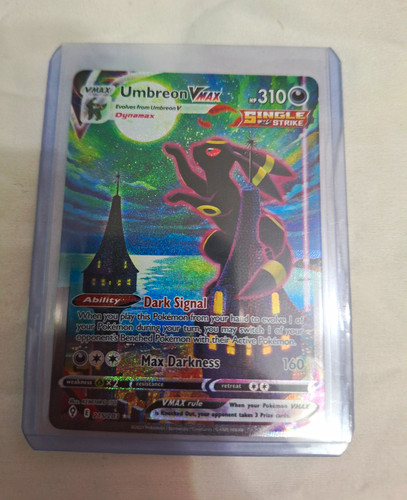 Umbreon VMAX 215/203 Evolving Skies Secret Rare Full Art Holo English
