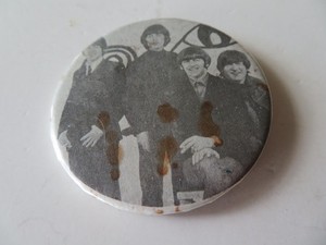 Vintage Beatles Badge  pin 1970s 2" button Metal Badge a Mint Psychedelic