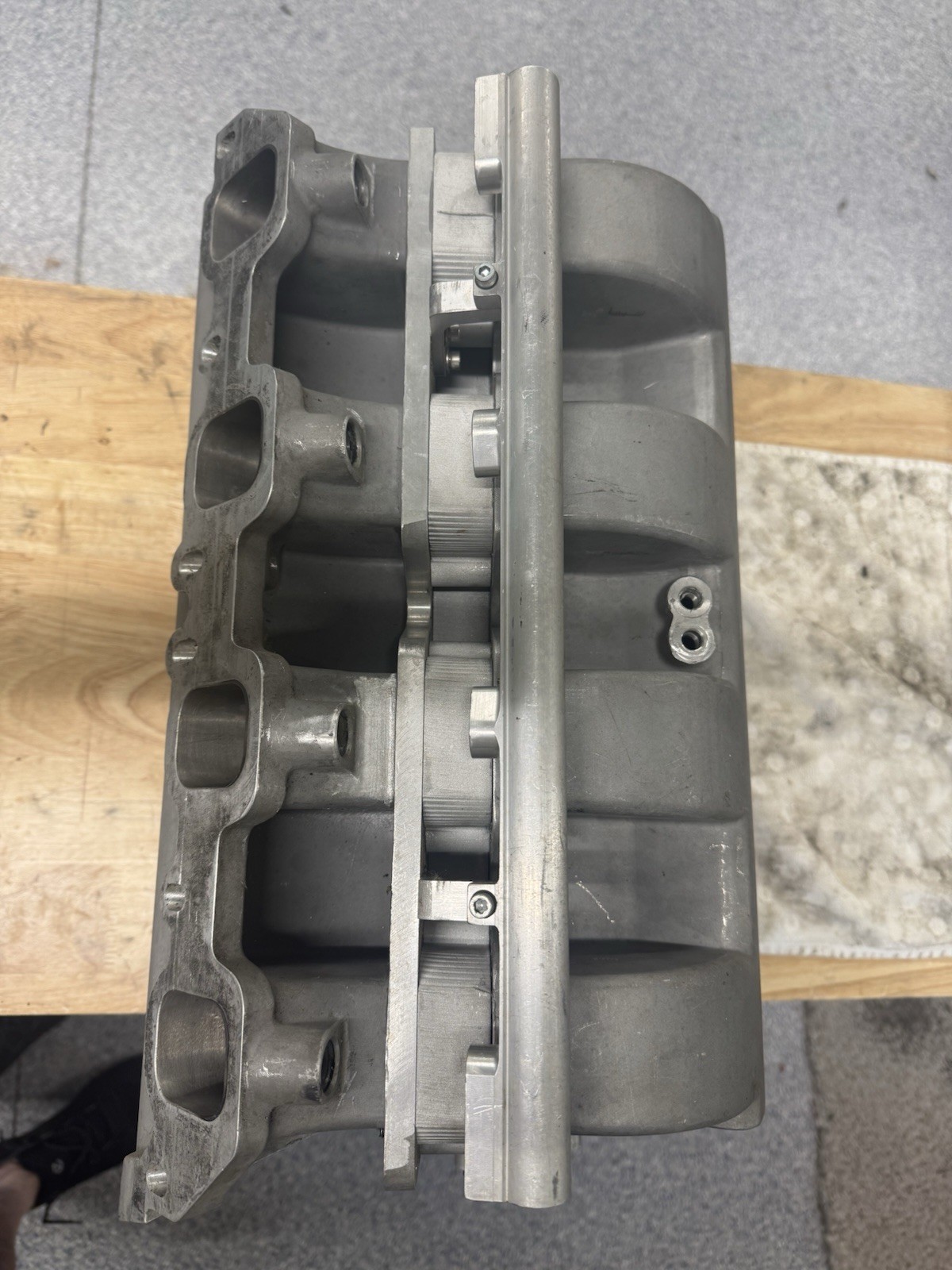 Ford Elan Panos F/I SBF early 2000s Trans-Am manifold For C3 Roush Yates Heads