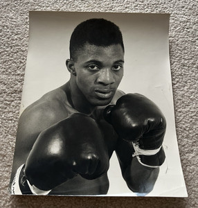 1970s-era Boxer ??? Hines Vintage 8x10 B&W Photo Steve Warren Photo