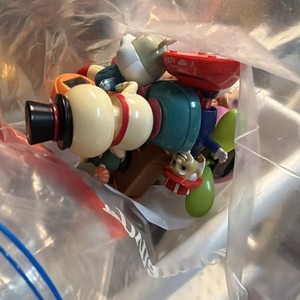 Huge Lot Of Solar Powered Dancing Figures Bobbleheads 3 bags!