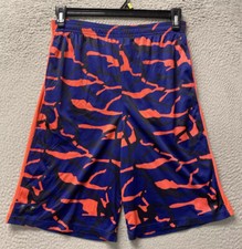 NIKE Shorts YXL Camo Club in Wolf Red Midnight Navy / 113-4