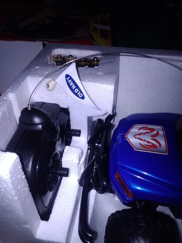 2001 NIKKO RADIO CONTROL DODGE RAM 1500 Blue RC Truck - 20381 New In Box rare - Picture 5 of 9