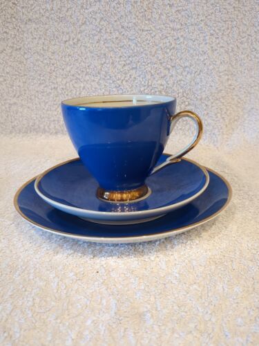 VINTAGE JAROLINA BLUE & GOLD CHINA SINGLE SETTING TEA SET CUP, SAUCER & PLATE - Picture 1 of 8