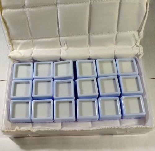 Espositore Portaoggetti Scatola Plastica con Inserto Bianco Cotone Vestiti con Scatola 18 Pezzi - Foto 2 di 6