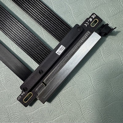 High Bandwidth PCIe 5 0 Riser Kabel für Advanced Gaming und AI Server