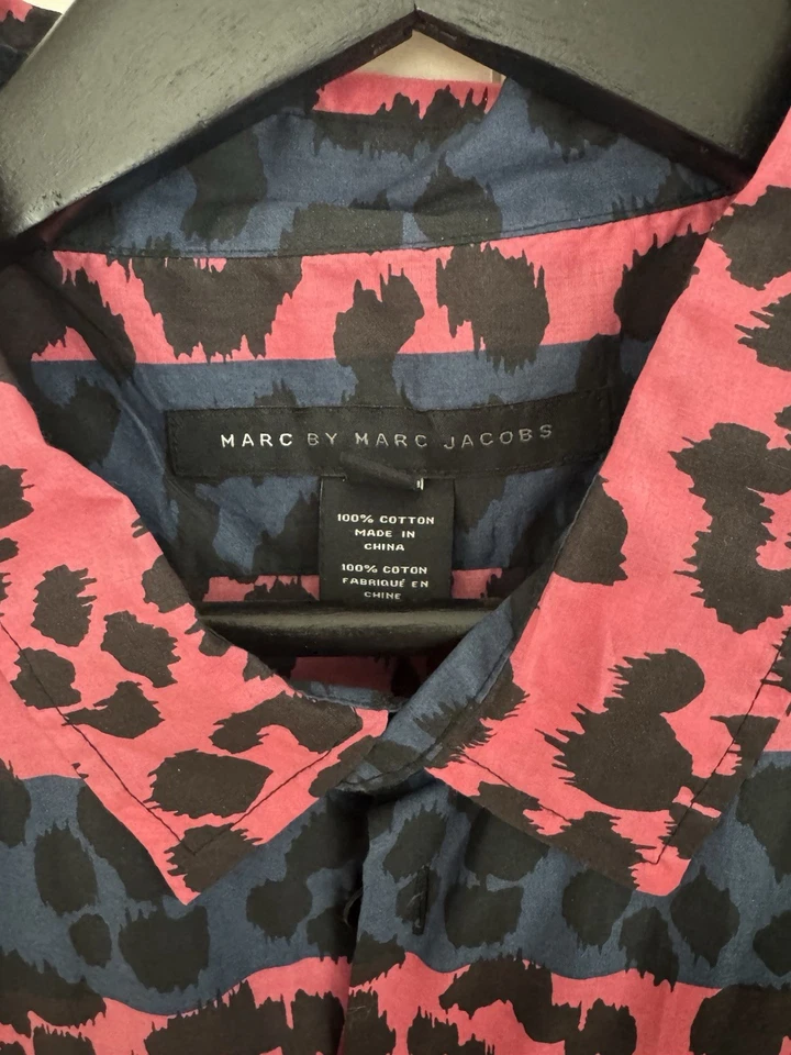Camisa Marc By Marc Jacobs Rosa y Azul Marino Estampado Leopardo Algodón Manga Corta XL Foto 2 de 4