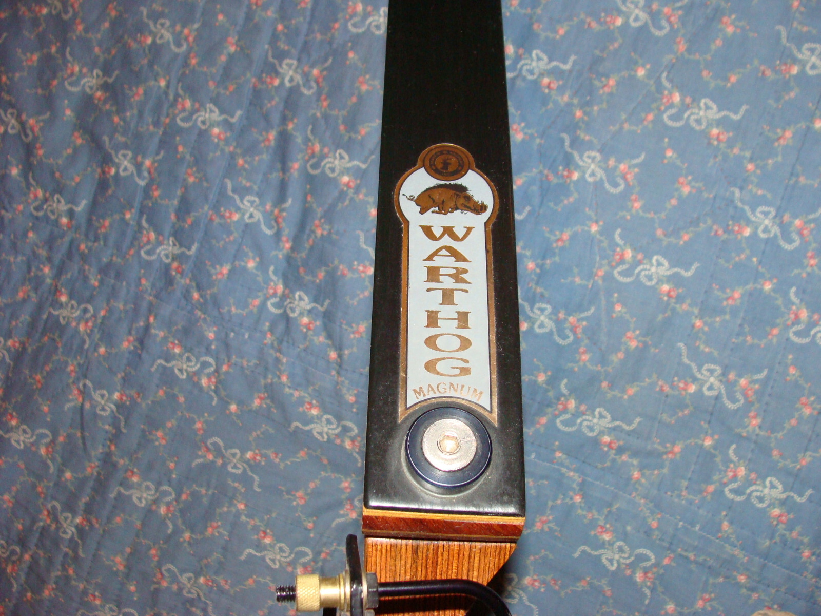 Martin Warthog Magnum Compound RH Bow with Bear Pin Sight Adjustable