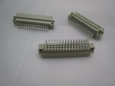 Lot of 10) Molex DIN 41612 Connector 85003-0062 48 Contacts Header 2.54mm 3 Row