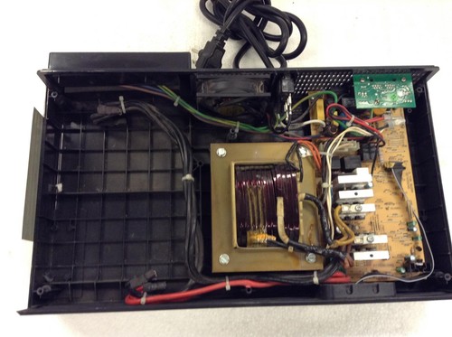 Tripp Lite Smart 1500LCD 8 Steckdosen Unterbrechungsfreie Stromversorgung, ohne Batt, FUNKTIONIERT - Bild 7 von 14