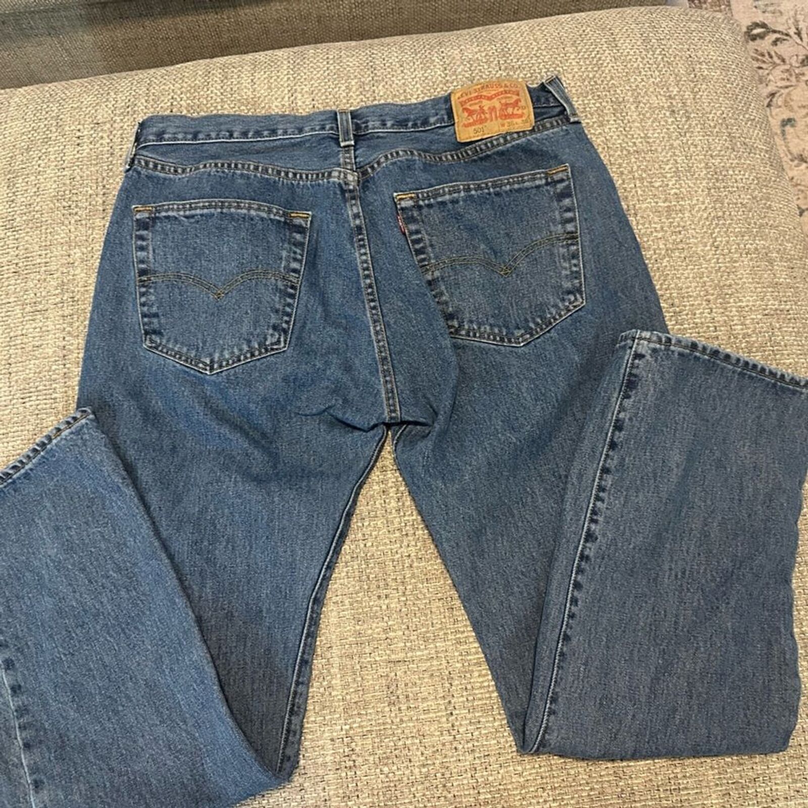 LEVIS 501 Men’s Jeans 36x30 - image 3
