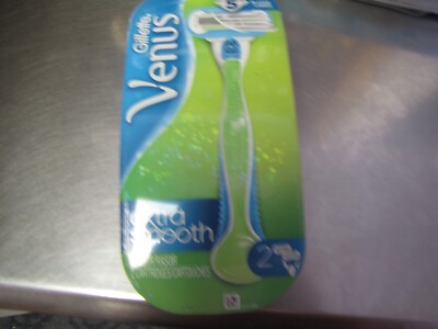 NEW Gillette Venus Extra Smooth  1  Razor Plus 2 Cartridges NEW SMALL CUT IN PKG