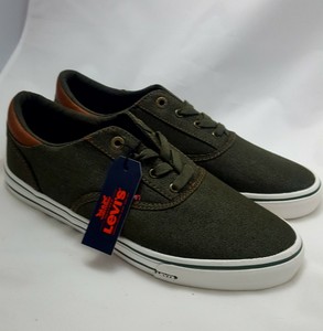 tenis levis lona
