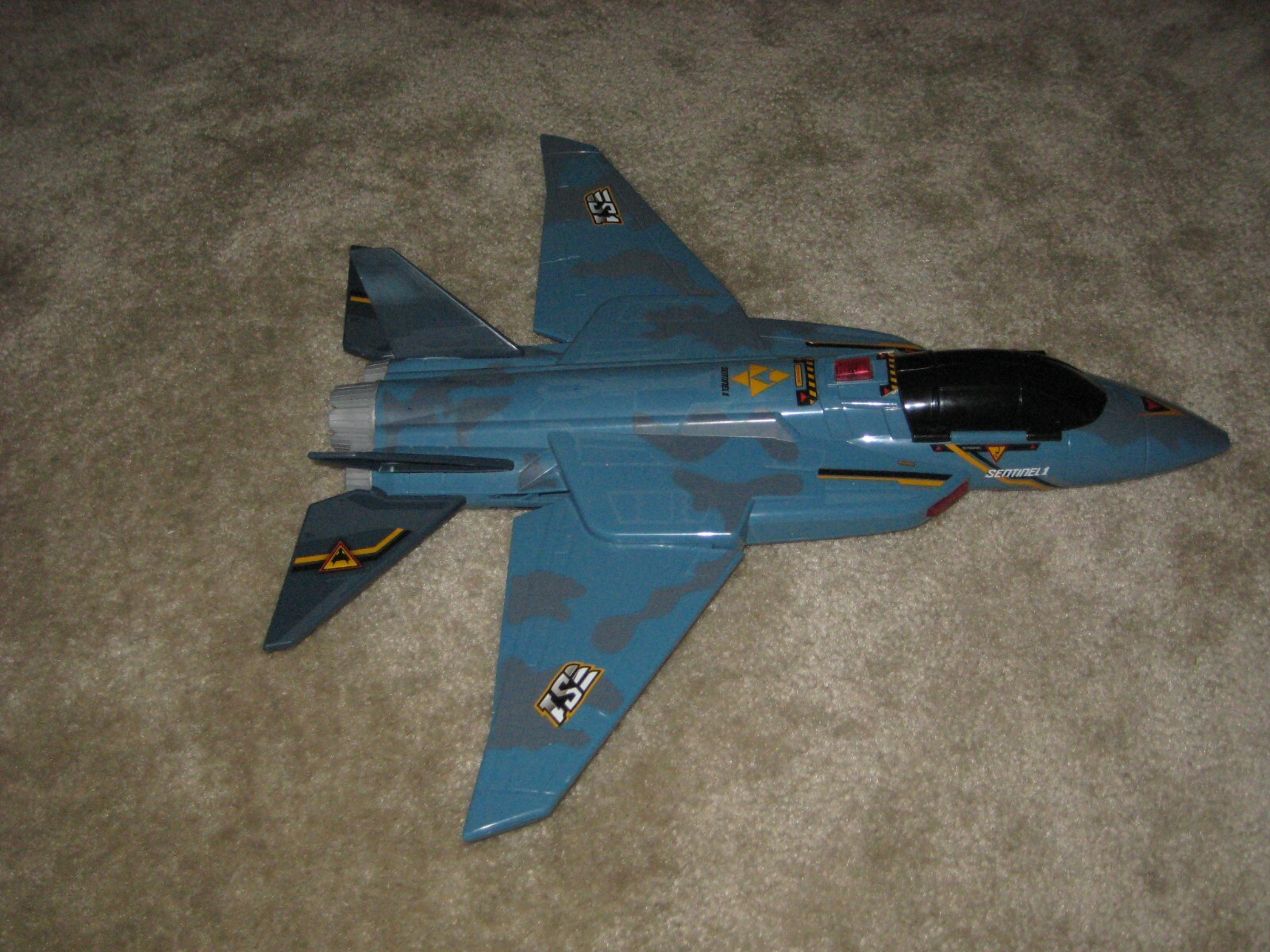 fighter jet toy