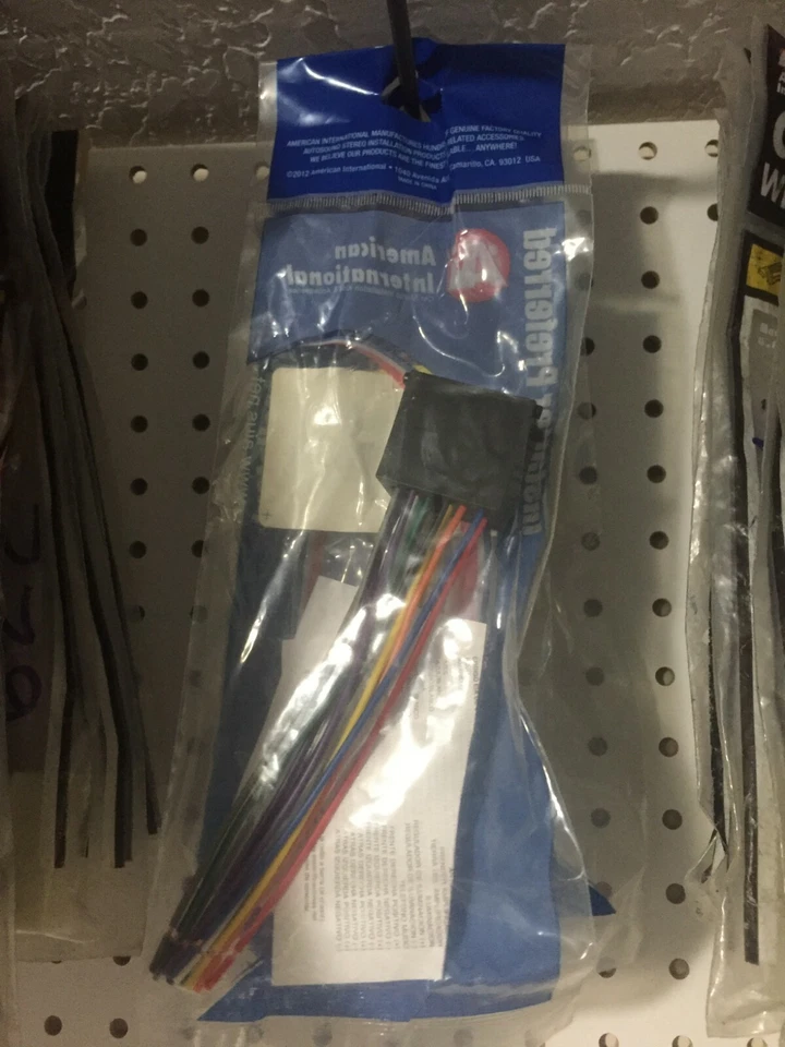 100% OEM AMERICAN INTERNATIONAL WIRING HARNESS PLUG FOR AFTERMARKET RADIO BWH470 - Image 3 of 4