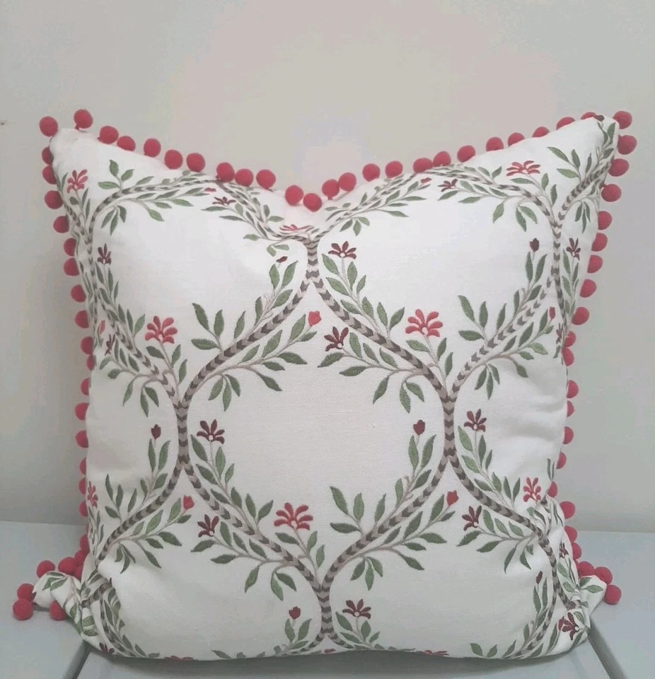 Cojín John Lewis Grande 22 X 22" Rosa Floral Pluma Inserto Pom Borde Borde Foto 4 de 4