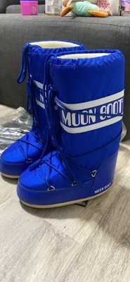 Moon Boot Women s Blue/White Mid-Calf Nylon Lace-Up Snow Boots US 6.5 Logo