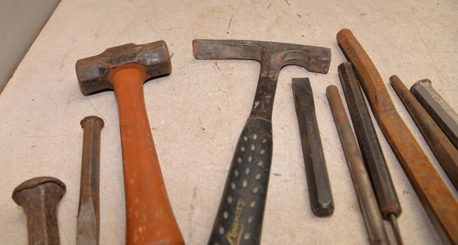 Vintage masonry brick rock carving cold chisel & hammer lot stone mason tools R4