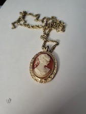 Cameo Vtg. Goldtone Metsl Cameo Pendant Necklace