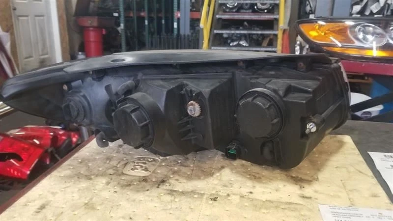 Driver Left Headlight Thru 07/24/2011 Fits 10-12 SANTA FE 535204 - Image 3 of 4