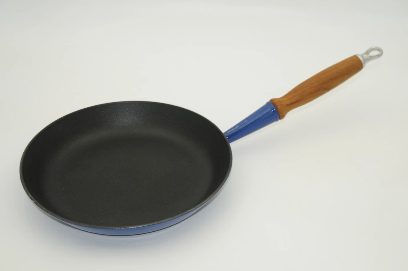Le Creuset #26 Cast Iron Blue Enameled Wood Tech Handle Fry Pan 10 1/2" France