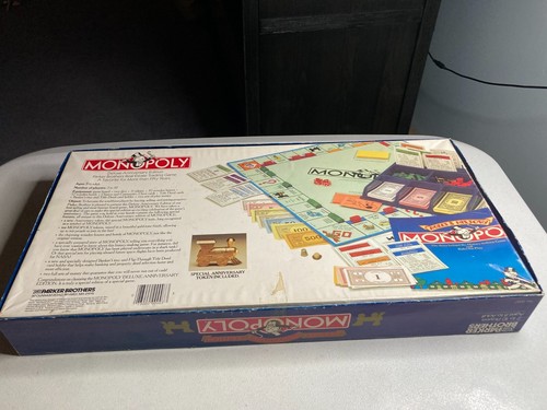 Vintage 1985 Monopoly Deluxe Anniversary Edition Game Complete Gold Tone Tokens - Picture 2 of 16