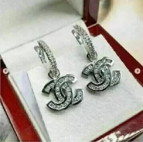 Pendientes colgantes de diamantes simulados de corte redondo de 2,0 quilates enchapados en oro blanco de 14 k para mujer - Imagen 3 de 8