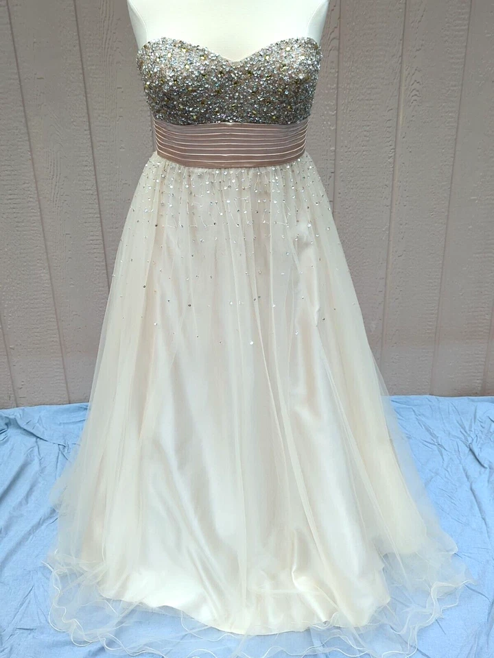 Dave & Johnny Strapless Gown 19/20 Pale Gold Gem Encrusted Plus - Image 2 of 4