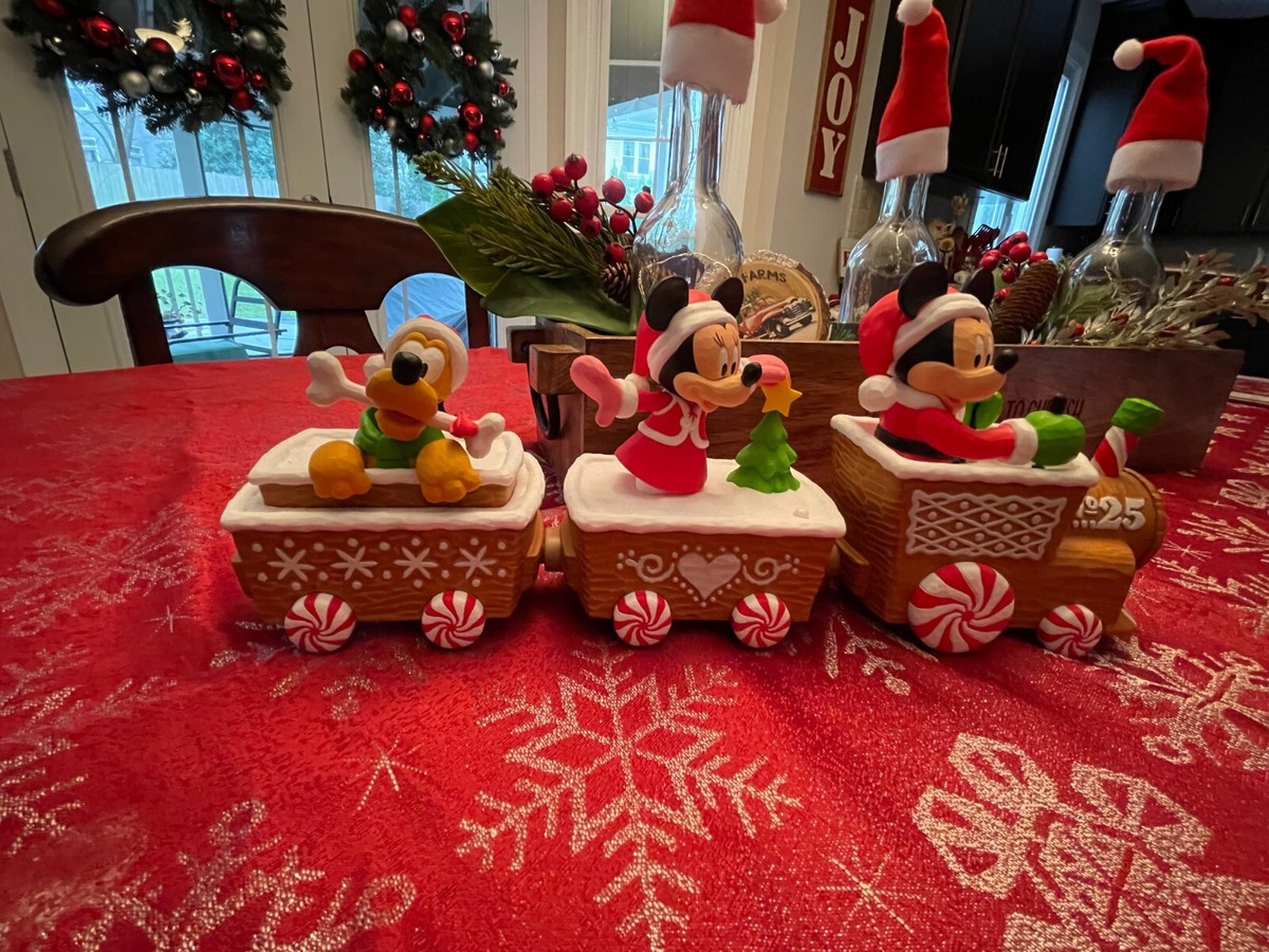 Hallmark Disney Mickey Mouse & Friends Christmas Express Motion