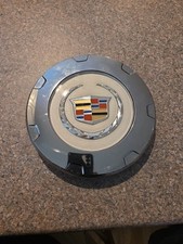 Cadillac Escalade Oem Wheel Center Cap Chrome 9597355 Genuine Gm No Red In Logo