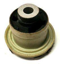 Genuine Jaguar XJ XK XF FType Right Hand Upper Differential Insulator C2P15557