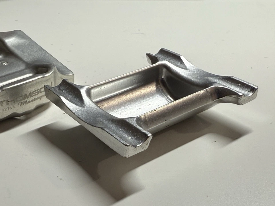 Abrazadera de tija de sillín Thomson Masterpiece 27,2 31,6 30,9 plateada Foto 3 de 4