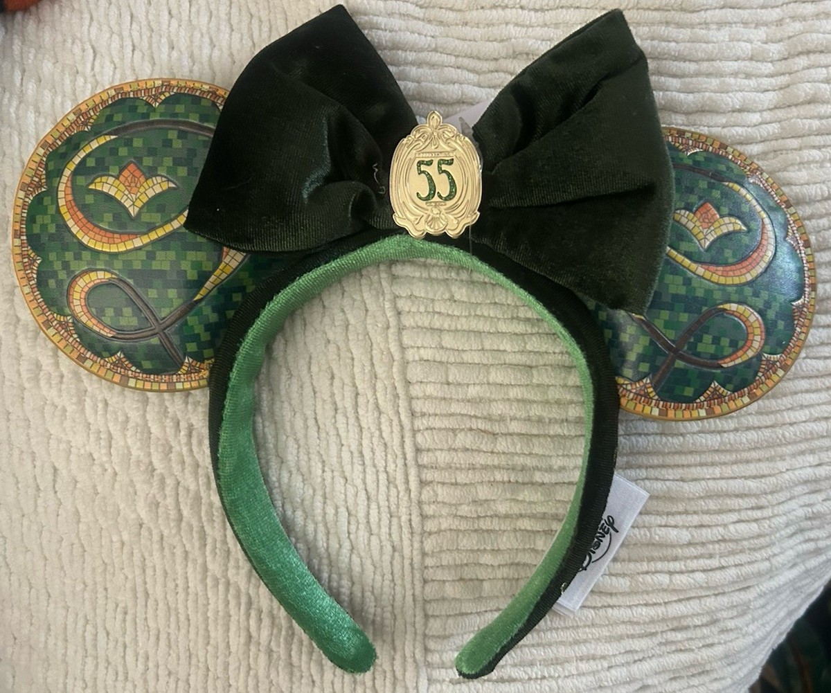Club 33 Disney Emerald Anniversary Minnie Ears NEW W/Tags  display picture 3