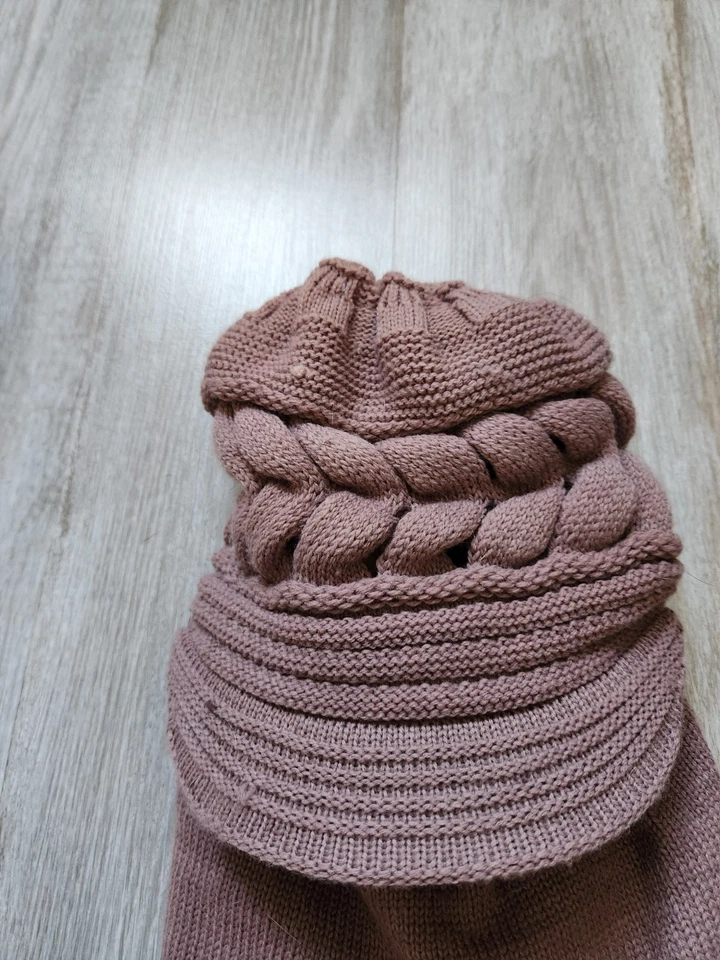 Winter Knit Balaclava Beanie Hat Purple Warm Cycling Ski Mask Fleece OS EUC - Image 3 of 4